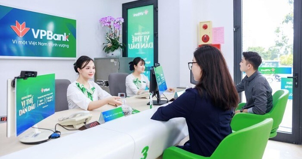Techcombank và VPBank thu hơn 4.800 tỷ đồng từ bảo hiểm trong nửa đầu năm 2026