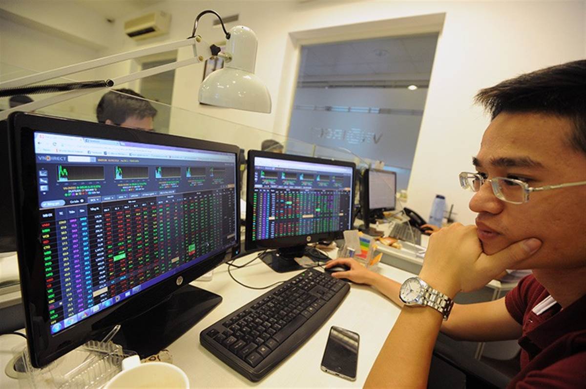 VN-Index tích lũy 1.730-1.772 điểm, chuyên gia khuyên giải ngân từng phần chọn cổ phiếu Q3 tốt