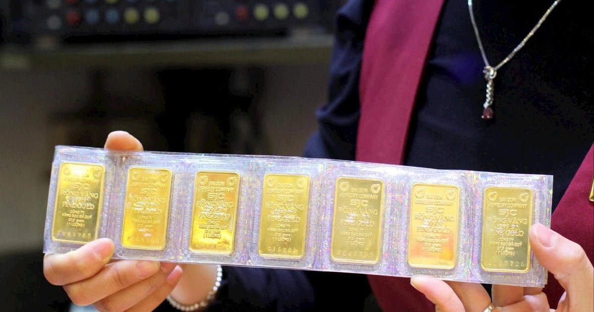 Giá vàng SJC, DOJI, PNJ giữ nguyên 139-142 triệu đồng/lượng sáng 28/10